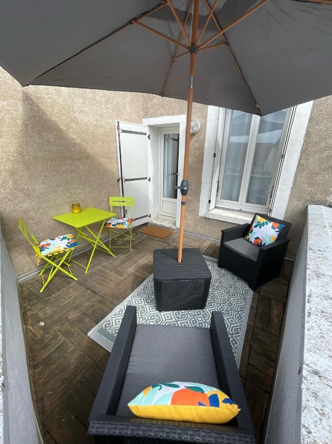 Logement Entier: Appartement Avec Terrasse Quartier De La Gare Amboise Exterior photo